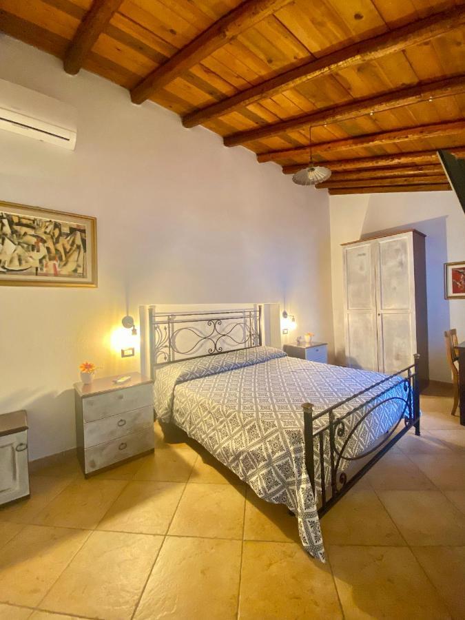Centu Concas Bed and Breakfast Muravera Eksteriør billede