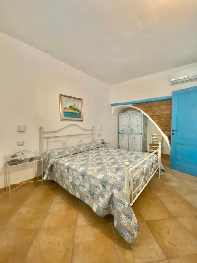 Centu Concas Bed and Breakfast Muravera Eksteriør billede